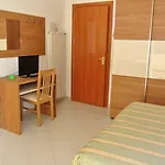 Hotel Vallechiara 2*