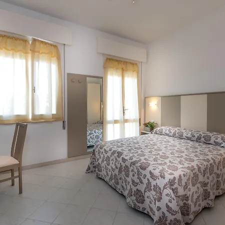 Hotel Vallechiara 2*