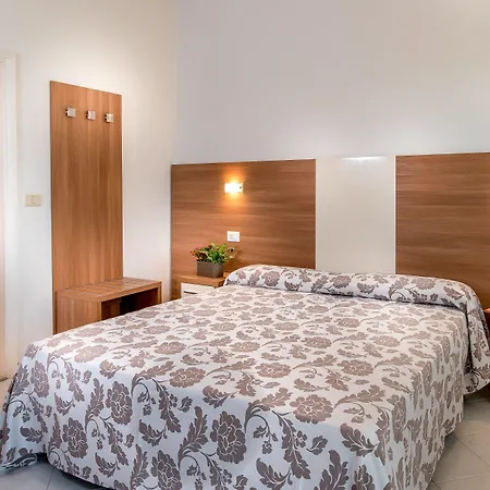 Hotel Vallechiara 2*