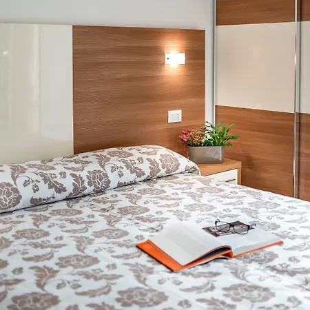 Hotel Vallechiara 2*