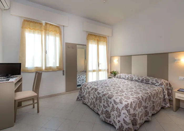 Hotel Vallechiara 2*