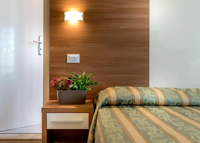 Hotel Vallechiara 2*