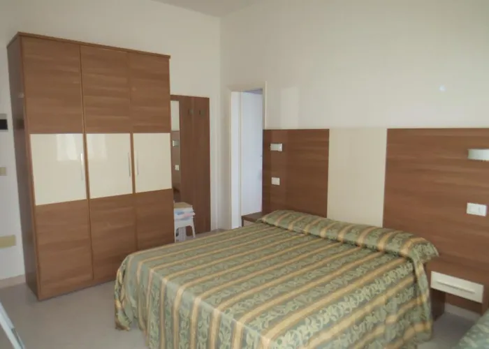 Hotel Vallechiara 2*